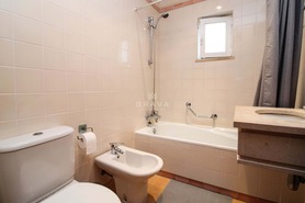 Apartamento T2 - Quarteira, Loul, Faro (Algarve) - Miniatura: 17/26