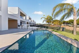 Moradia T3 - Quarteira, Loul�, Faro (Algarve) - Miniatura: 37/56