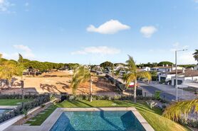 Moradia T3 - Quarteira, Loul�, Faro (Algarve) - Miniatura: 44/56