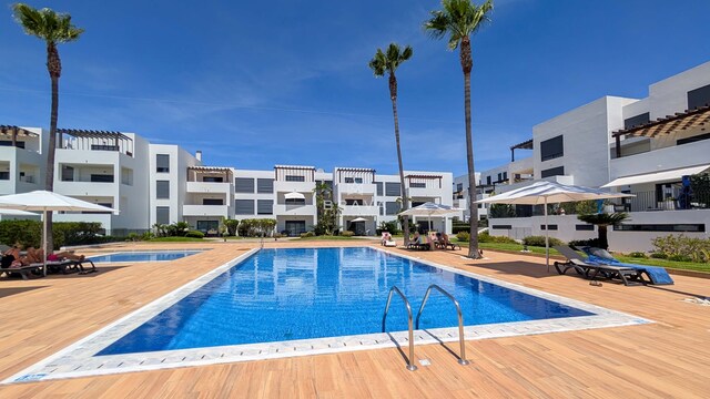 Apartamento T2 - Quarteira, Loul�, Faro (Algarve) - Imagem grande