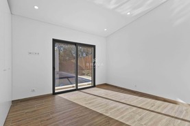 Moradia T3 - Loul�, Loul�, Faro (Algarve) - Miniatura: 31/39