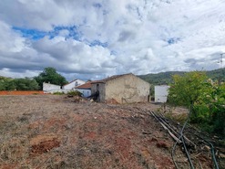 Moradia T4 - Alte, Loul�, Faro (Algarve) - Miniatura: 34/40