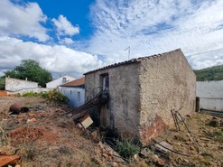 Moradia T4 - Alte, Loul�, Faro (Algarve) - Miniatura: 35/40