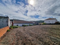 Moradia T4 - Alte, Loul�, Faro (Algarve) - Miniatura: 40/40