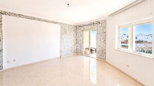 Apartamento T2 - Olh�o, Olh�o, Faro (Algarve)