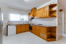 Moradia T5 - Quarteira, Loul�, Faro (Algarve) - Miniatura: 25/81