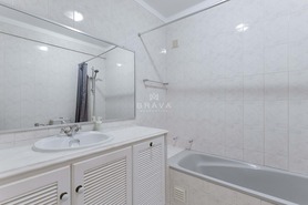 Moradia T5 - Quarteira, Loul�, Faro (Algarve) - Miniatura: 34/81