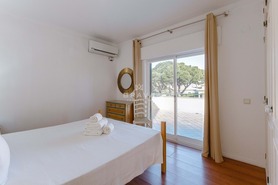 Moradia T5 - Quarteira, Loul�, Faro (Algarve) - Miniatura: 50/81