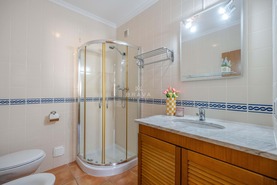 Apartamento T3 - Quarteira, Loul�, Faro (Algarve) - Miniatura: 13/25