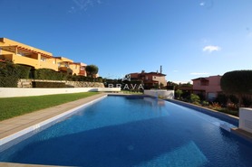 Moradia T3 - Quarteira, Loul�, Faro (Algarve) - Miniatura: 12/52