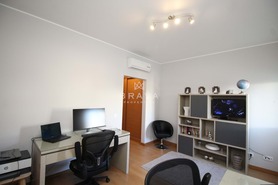 Moradia T3 - Quarteira, Loul�, Faro (Algarve) - Miniatura: 24/52