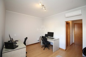 Moradia T3 - Quarteira, Loul�, Faro (Algarve) - Miniatura: 25/52