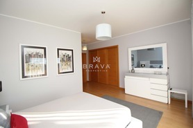 Moradia T3 - Quarteira, Loul�, Faro (Algarve) - Miniatura: 35/52