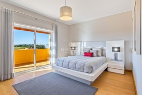 Moradia T3 - Quarteira, Loul�, Faro (Algarve) - Miniatura: 22/40