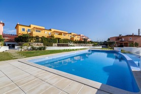 Moradia T3 - Quarteira, Loul�, Faro (Algarve) - Miniatura: 27/40