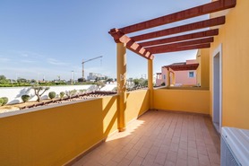 Moradia T3 - Quarteira, Loul�, Faro (Algarve) - Miniatura: 35/40