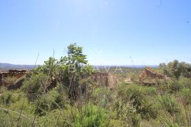 Ruina T0 - Boliqueime, Loul�, Faro (Algarve) - Miniatura: 4/8