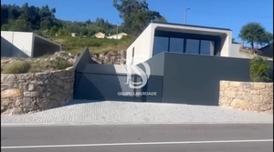 Moradia T3 - Leit�es, Guimar�es, Braga - Miniatura: 27/33