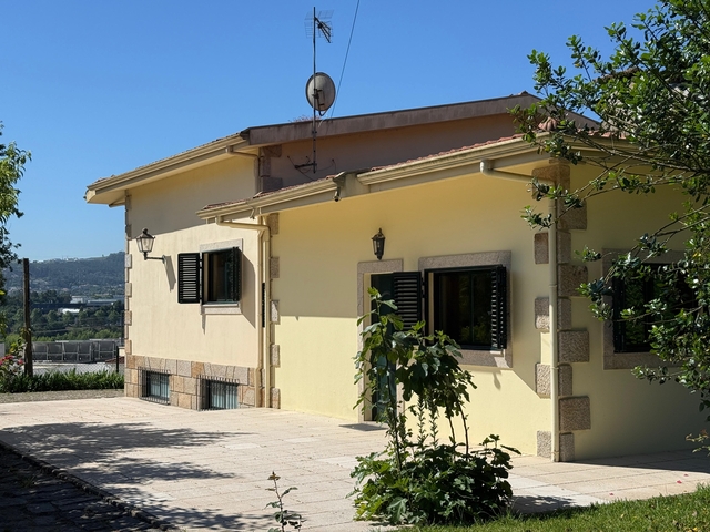 Moradia T4 - Lago, Amares, Braga - Imagem grande