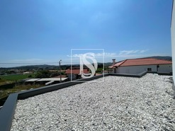 Moradia T3 - Lemenhe, Vila Nova de Famalic�o, Braga - Miniatura: 11/26