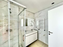 Moradia T3 - Lemenhe, Vila Nova de Famalic�o, Braga - Miniatura: 15/26