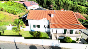 Moradia T5 - Longos, Guimares, Braga - Miniatura: 16/32