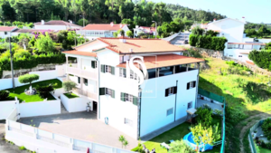 Moradia T5 - Longos, Guimares, Braga - Miniatura: 31/32