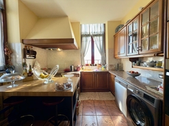 Moradia > T6 - Bairro, Vila Nova de Famalic�o, Braga - Miniatura: 25/26