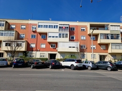 Apartamento T2 - Pontinha, Odivelas, Lisboa - Miniatura: 27/37