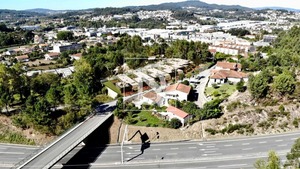 Moradia T4 - Celeiros, Braga, Braga