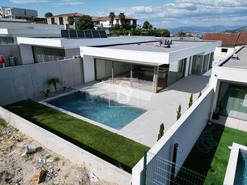 Moradia T4 - Ferreiros, Braga, Braga - Miniatura: 40/40