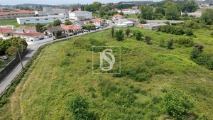 Terreno Urbano - Bairro, Vila Nova de Famalic�o, Braga - Miniatura: 8/10