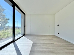 Moradia - Leit�es, Guimar�es, Braga - Miniatura: 13/37