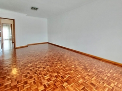 Apartamento T3 - S�o Jos� de S�o L�zaro, Braga, Braga - Miniatura: 3/19