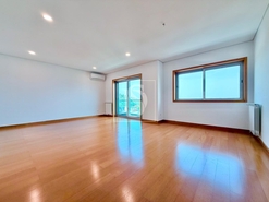 Apartamento T3 - Nogueira, Braga, Braga - Miniatura: 2/36