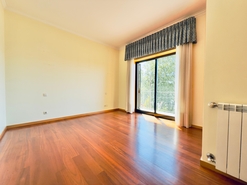 Moradia T4 - Lago, Amares, Braga - Miniatura: 17/42