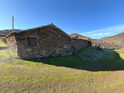 Quinta - Ligares, Freixo de Espada � Cinta, Bragan�a - Miniatura: 17/31