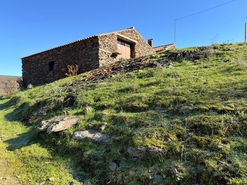 Quinta - Ligares, Freixo de Espada � Cinta, Bragan�a - Miniatura: 22/31