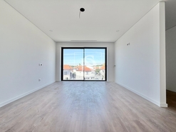 Moradia - Nogueira, Braga, Braga - Miniatura: 13/25