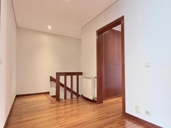 Moradia T4 - S�o Pedro (Este), Braga, Braga - Miniatura: 34/47