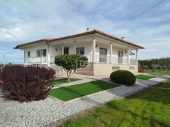 Moradia T4 - Tourais, Seia, Guarda - Miniatura: 19/24