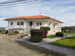 Moradia T4 - Tourais, Seia, Guarda - Miniatura: 21/24