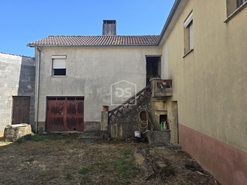 Moradia T0 - Queiriga, Vila Nova de Paiva, Viseu - Miniatura: 2/24