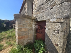 Moradia T0 - Queiriga, Vila Nova de Paiva, Viseu - Miniatura: 18/24