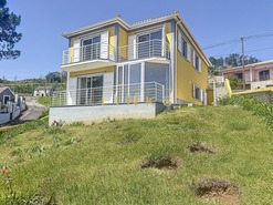 Moradia T3 - Prazeres, Calheta (Madeira), Ilha da Madeira - Miniatura: 1/28