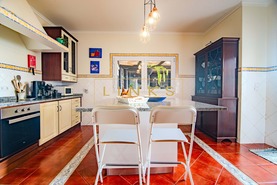 Moradia T5 - Arco da Calheta, Calheta (Madeira), Ilha da Madeira - Miniatura: 23/80