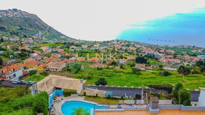 Moradia T5 - Arco da Calheta, Calheta (Madeira), Ilha da Madeira - Miniatura: 77/80