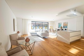 Apartamento T6 - Funchal, Funchal, Ilha da Madeira - Miniatura: 1/53