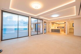 Moradia T3 - Arco da Calheta, Calheta (Madeira), Ilha da Madeira - Miniatura: 35/43