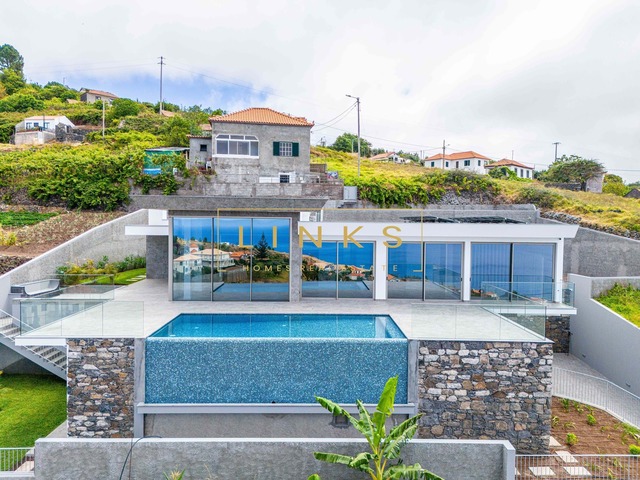 Moradia T3 - Estreito da Calheta, Calheta (Madeira), Ilha da Madeira - Imagem grande